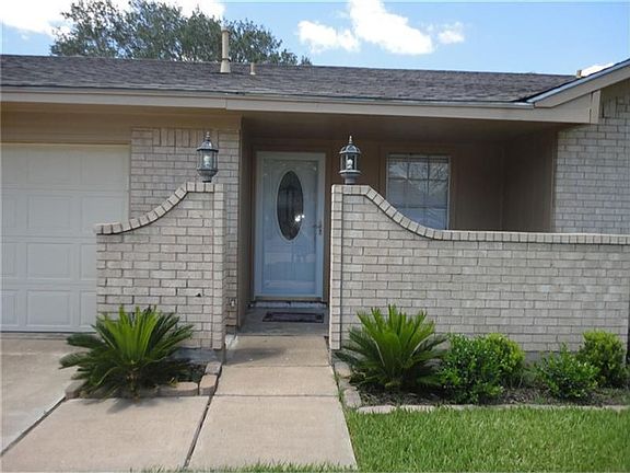 3rd image of 1817 Lazy Creek Ln