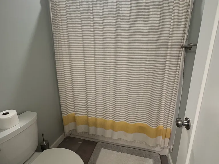 Ensuite Guest Bathroom