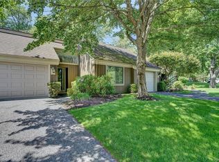 956 Heritage Hls UNIT D, Somers, NY 10589