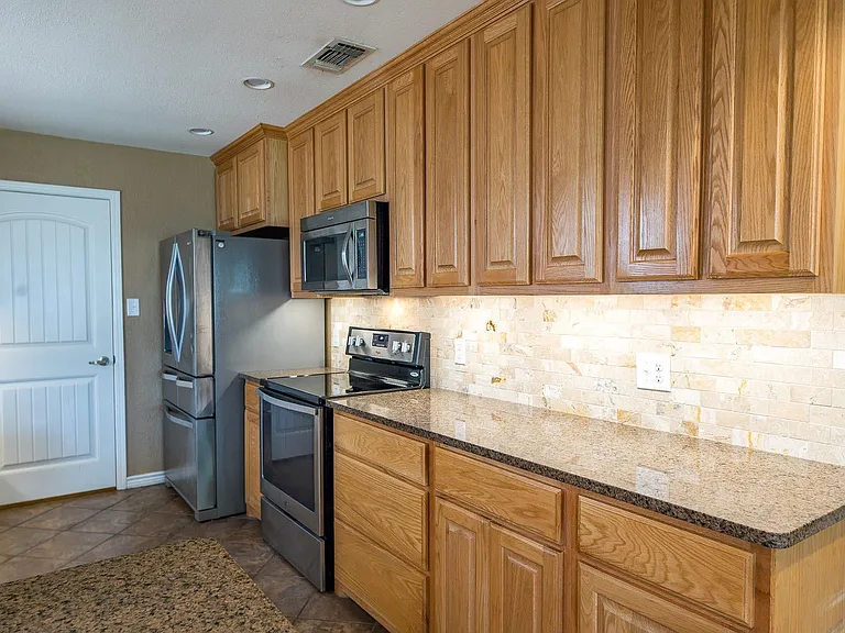 4808 Mount Everest Dr — Photo 13
