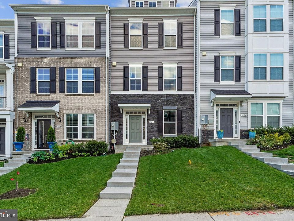 1st image of 1005 Overlook Way