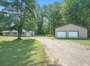 36513 6th Ave, Gobles, MI 49055