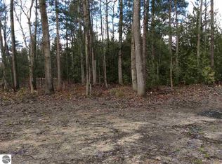 N Popp Rd, Lake Leelanau, MI 49653