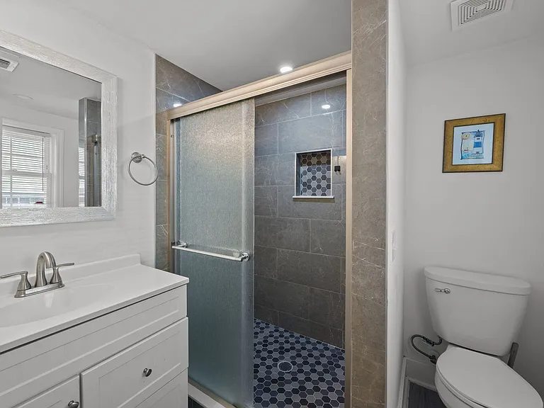 2023 Four Mile Ln — Photo 33