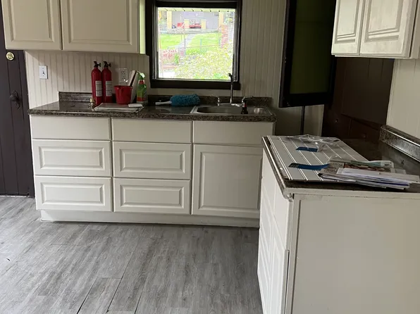 1143 Buente St, Pittsburgh, PA 15212