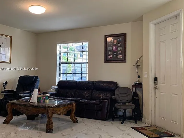3551 W 89th Pl — Photo 2