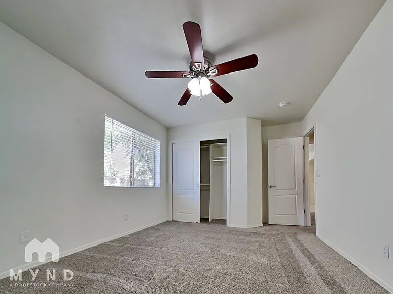 137 S Nightfall Ave — Photo 23
