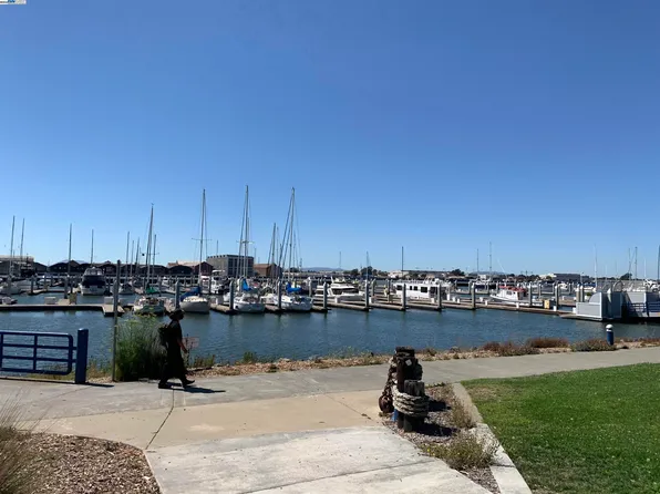 25 Burnham St, Vallejo, CA 94590