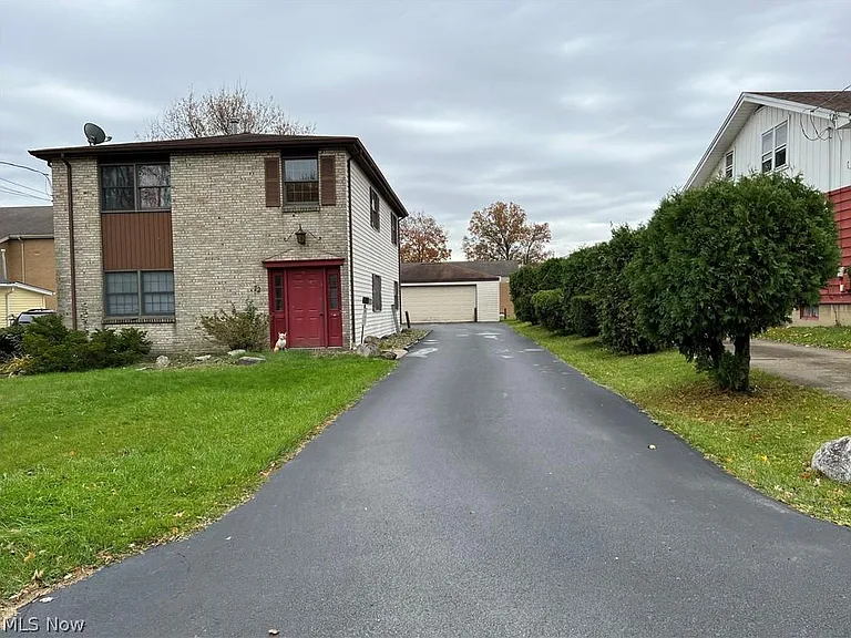 72 Woodglen Ave #2 — Photo 1