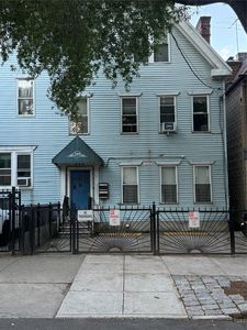 289 E 201st Street, Bronx, NY, 10458