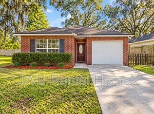 2833 Circle St E, Jacksonville, FL 32216