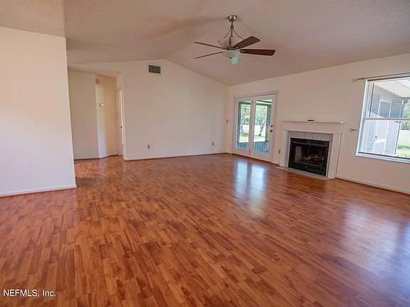 4th image of 10518 OTTER CREEK Drive