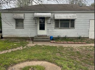 21 Edgar St, Cahokia, IL 62206