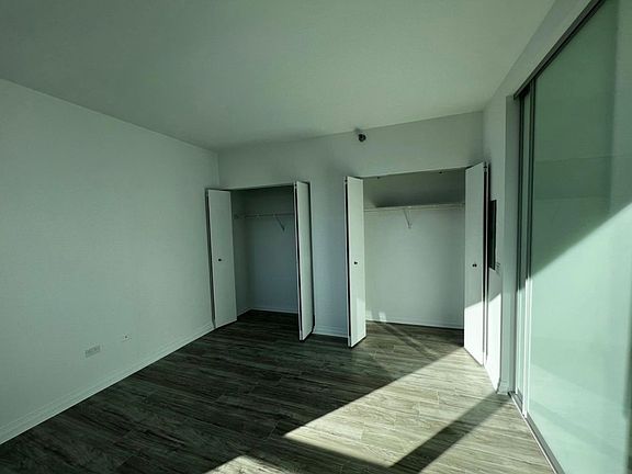 4th image of 33 W Ontario St APT 44C