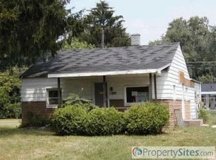 1290 Augmont Ave, Columbus, OH 43207