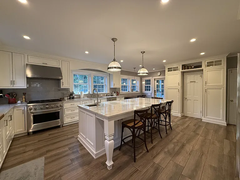 Large sun-drenched kitchen