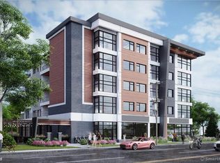 920 Farmington Ave #403, West Hartford, CT 06107