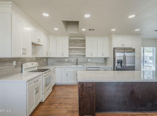 740 W Posada Ave, Mesa, AZ 85210