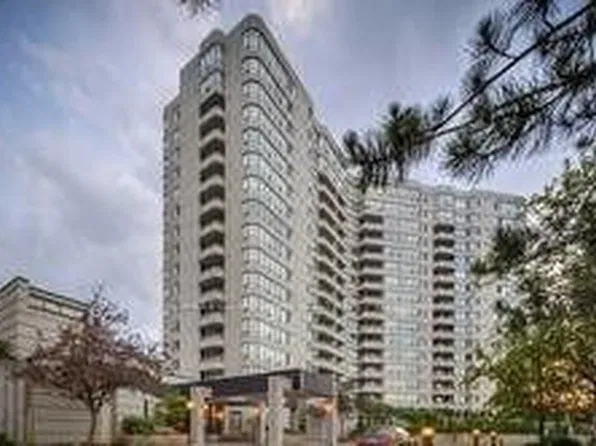 160 Alton Towers Cir #1810, Toronto, ON M1V 4X8