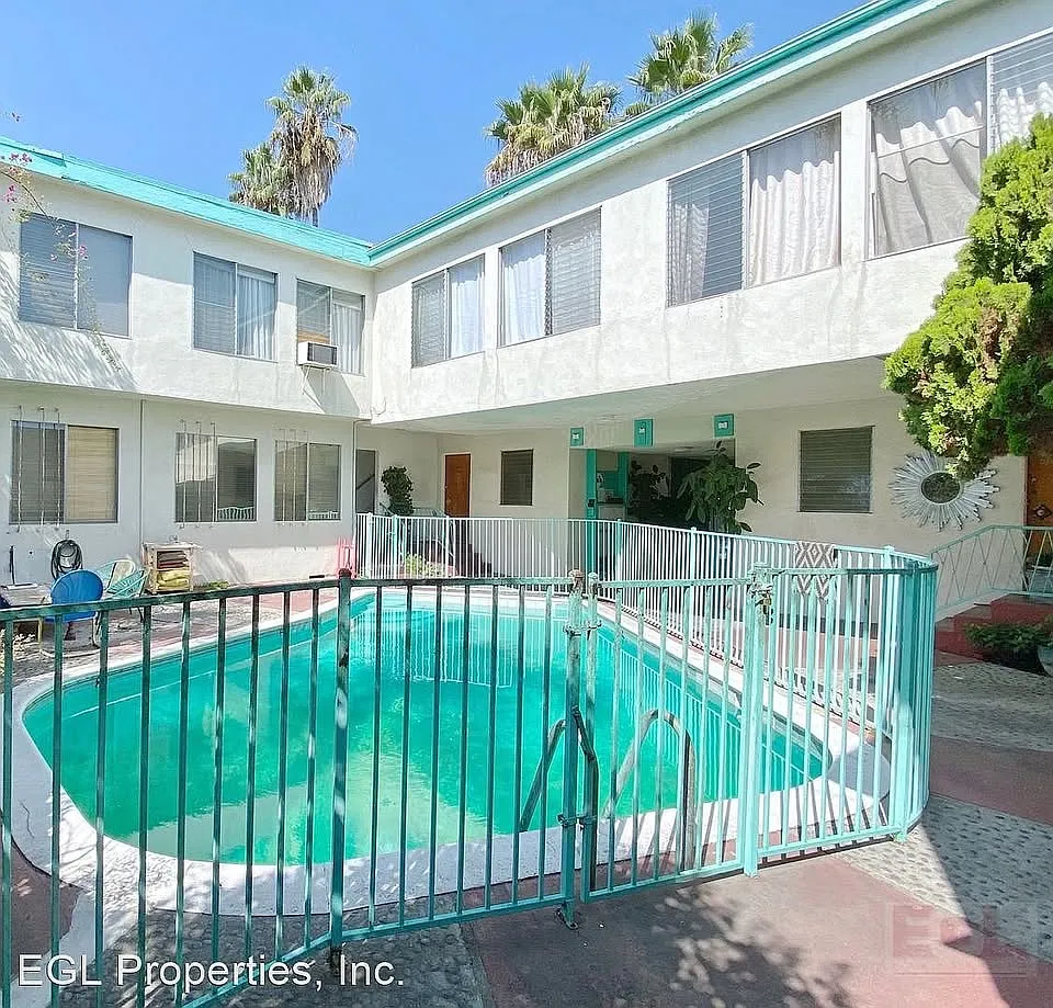2 bed, 980 sqft, $2,650 — Photo 1