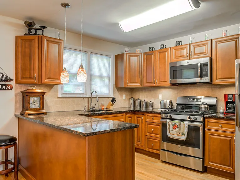 Jackson House Apartments — Photo 19