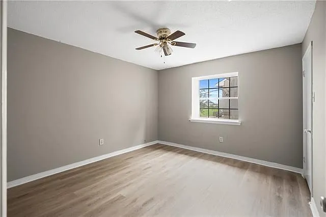 50 Brandon Hall Dr #D — Photo 11