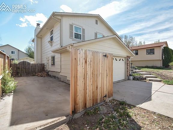 4th image of 6619 Gambol Quail Dr E