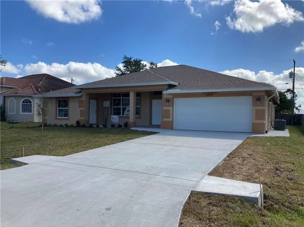 2237 SW Mount Vernon Street, Port St Lucie, FL 34953