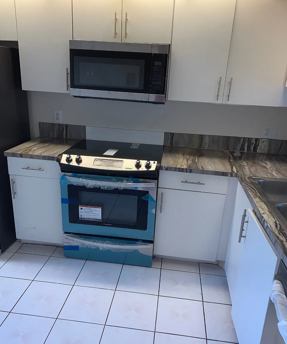 2 bed, 910 sqft, $1,800 — Photo 4