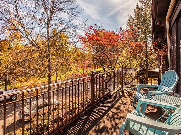 Shared balcony facing Missouri Botanical Gardens