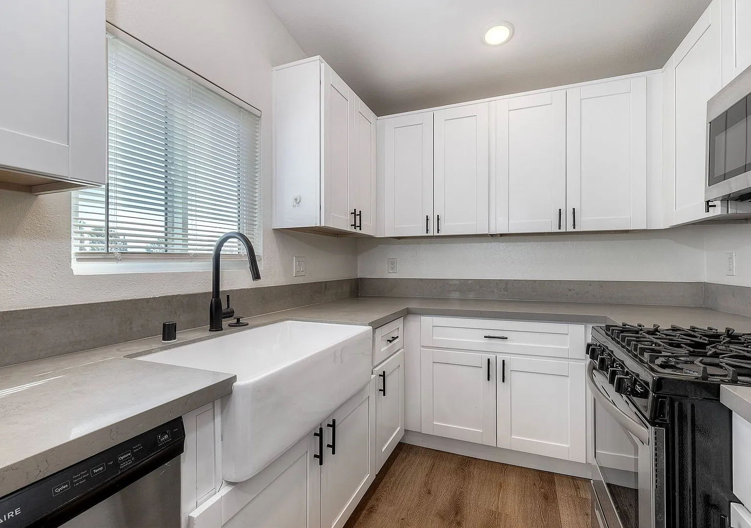 3635 Herman Ave. — Photo 2