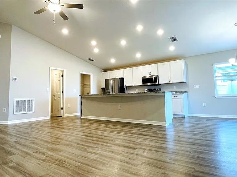1387 Mountain Flower Ln — Photo 10