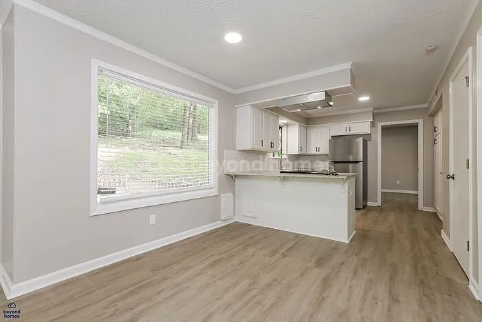 11 Lisa Ct — Photo 3