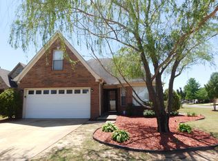 9875 Wynngate Dr, Olive Branch, MS 38654