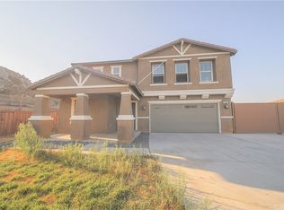 981 Yukon Dr, San Jacinto, CA 92582