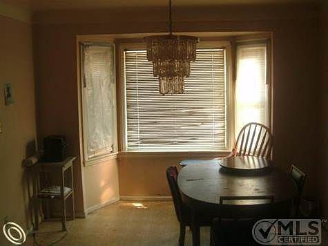 dining room.jpg