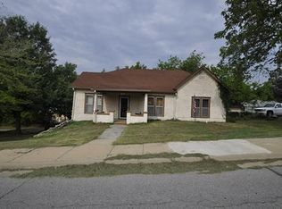 312 N Mount Olive St, Siloam Springs, AR 72761