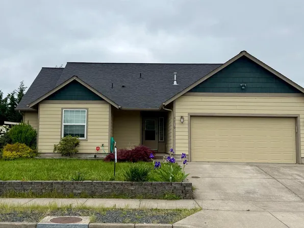3480 Bald Eagle Dr, Lebanon, OR 97355