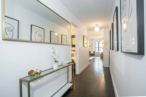 Rented by Bedrose | media 60