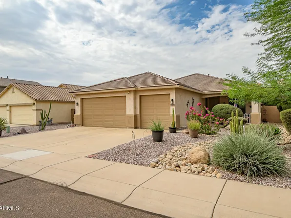 2945 W GOLDMINE MOUNTAIN Drive, San Tan Valley, AZ 85144