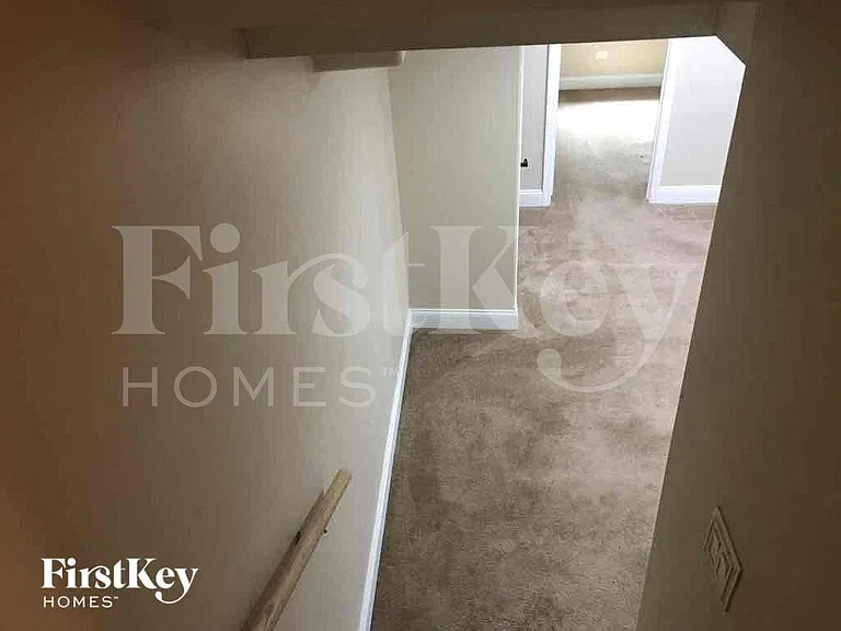 1023 Bothwell Ct — Photo 29