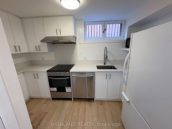 5th image of 167 Churchill Ave #Basement