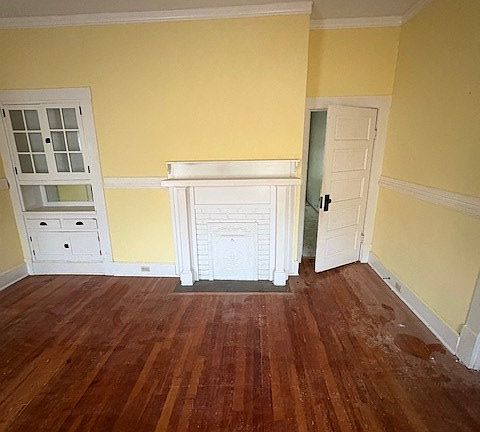 3rd image of 2012 17th Ave