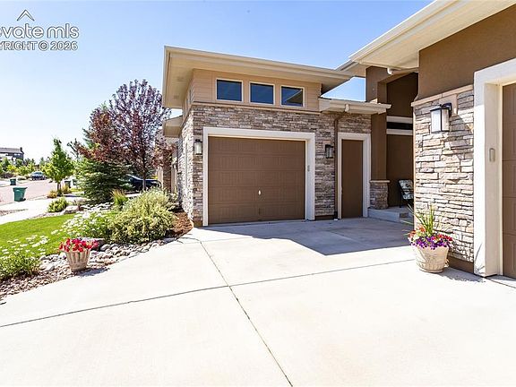 2nd image of 12486 Pensador Dr