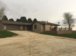 2012 Kingbird Ave, Audubon, IA 50025