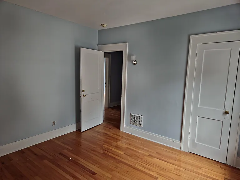 1021-23 Ackerman Ave #2 — Photo 10