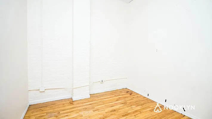 Rented by Nooklyn NYC LLC | media 67