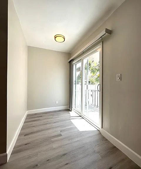 260 Linda Rosa Ave #3 — Photo 4