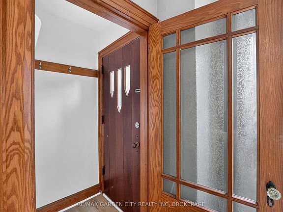 3rd image of 74 Wiley St