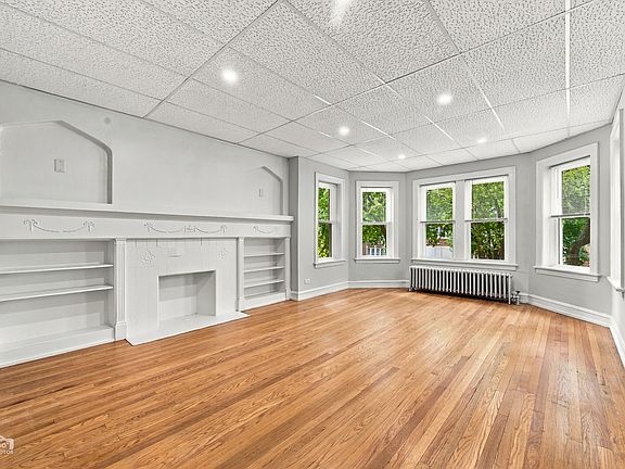2nd image of 7933 S Vernon Ave #2S